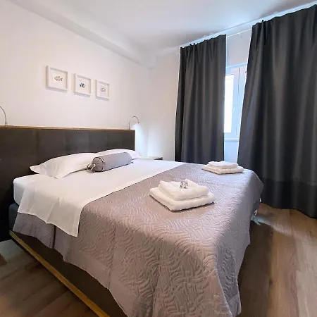 Marisa Hvar Hvar Town